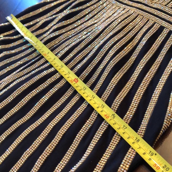 ⭐️Jovani Iridescent crystal beaded deep v back lined dress - Picture 13 of 16